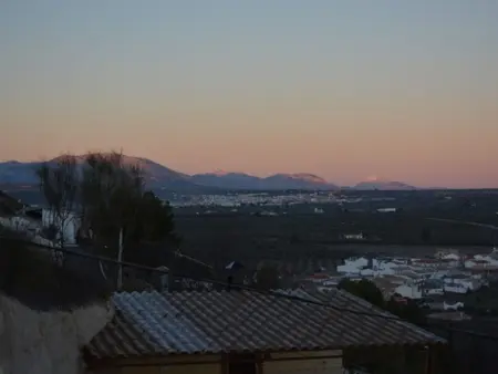 Maisons de standing avec cheminée et confort moderne à Jaén - Photo 13