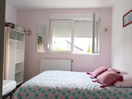 Maison de campagne rénovée avec jacuzzi et espaces de détente - Photo 15