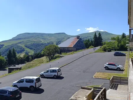 Appartement spacieux à Super Besse avec piscine et parking - Photo 20