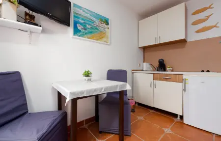 Appartement 2 personnes à Karlobag - Photo 3
