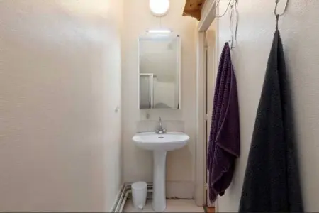 MONBRISON-P, Château Stay – 1BR/4P avec accès piscine et parc - Photo 31