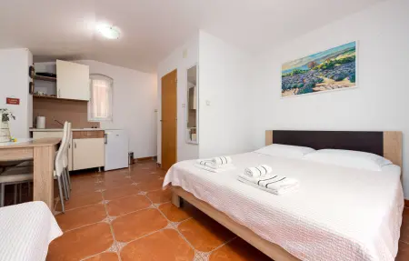 Appartement 2 personnes à Karlobag - Photo 3