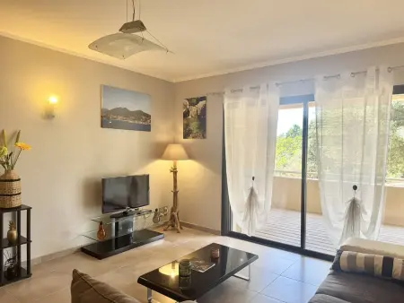 T2 moderne avec jardin et terrasse, proche commodités - Photo 1