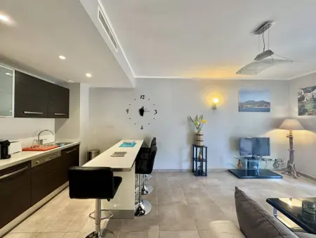 T2 moderne avec jardin et terrasse, proche commodités - Photo 9
