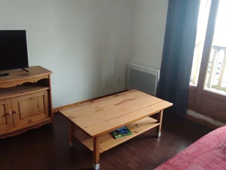 Appartement spacieux à Super-Besse avec terrasse et garage - Photo 7