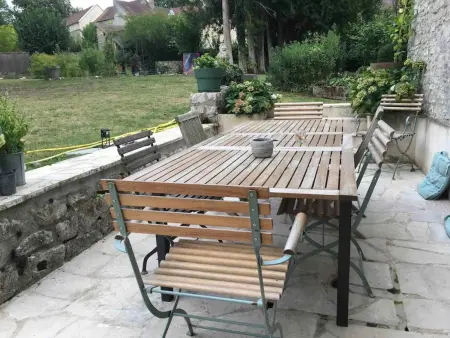 Maison spacieuse près de Vienne-en-Arthies avec jardin - Photo 1