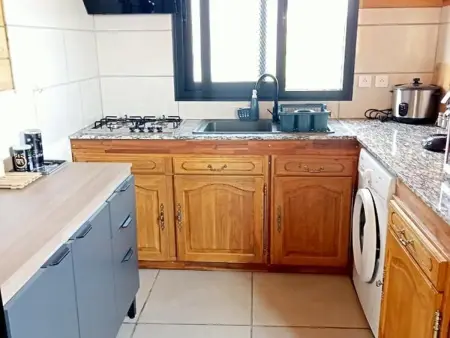 Villa au Tampon avec Terrasse, 3 Chambres, Parking Privé, Capacité 6 Personnes - Photo 1
