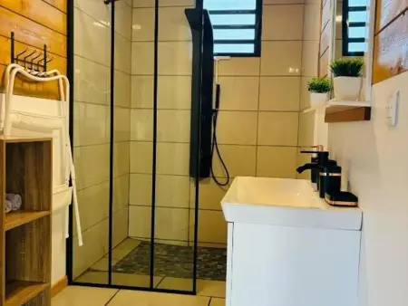 Villa au Tampon avec Terrasse, 3 Chambres, Parking Privé, Capacité 6 Personnes - Photo 12