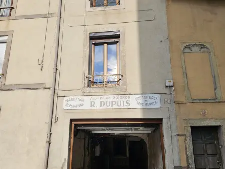 Maison de ville rénovée avec garage privatif à Épinal - Photo 3
