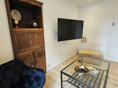 Maison de ville rénovée avec garage privatif à Épinal - Photo 5