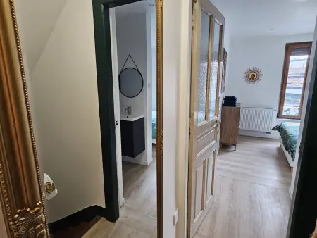 Maison de ville rénovée avec garage privatif à Épinal - Photo 11