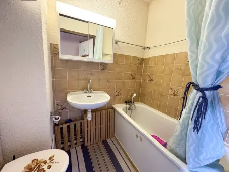 Appartement au pied des pistes à Bernex avec balcon et parking - Photo 5
