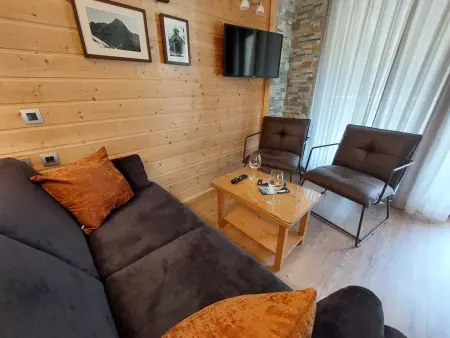 Studio calme avec balcon, près des pistes, parking inclus - Photo 9