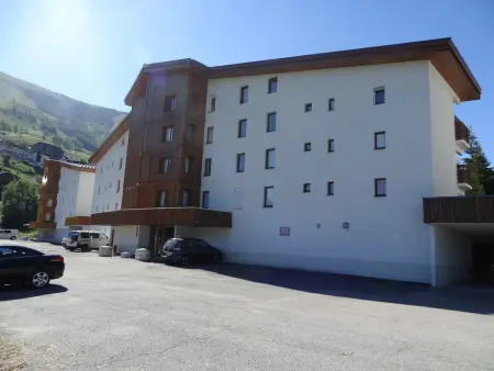 Studio calme avec balcon, près des pistes, parking inclus - Photo 13