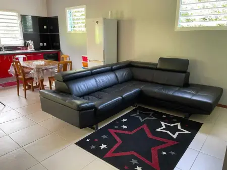 Appartement spacieux à Sainte-Rose, 70 m² avec jardin - Photo 2