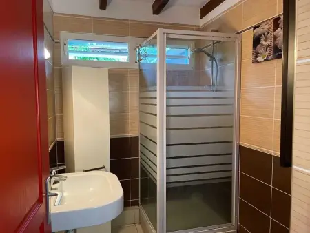 Appartement spacieux à Sainte-Rose, 70 m² avec jardin - Photo 16