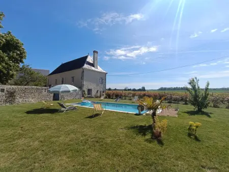Gîte authentique en Touraine, piscine chauffée, animaux admis - Photo 2