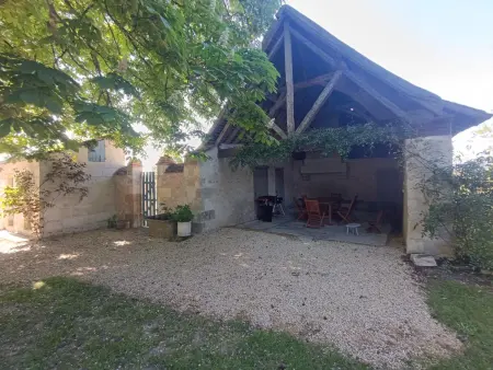 Gîte authentique en Touraine, piscine chauffée, animaux admis - Photo 12