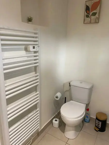Appartement cosy à Arnouville - 34 m² avec vue jardin - Photo 13