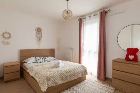 JB-103-STRASBOURG, Charmant Appartement 2BR/4P - Proche Lyon - Photo 2