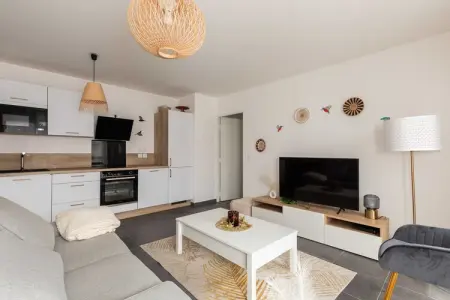 JB-103-STRASBOURG, Charmant Appartement 2BR/4P - Proche Lyon - Photo 6
