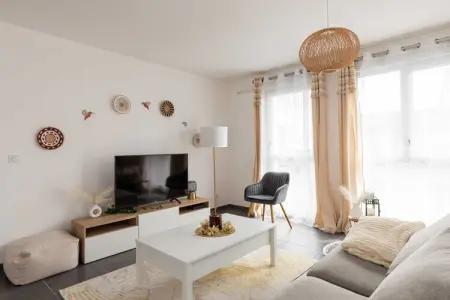 JB-103-STRASBOURG, Charmant Appartement 2BR/4P - Proche Lyon - Photo 10
