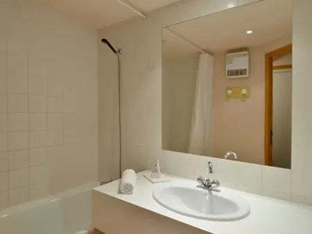 Studio divisible au pied des pistes, balcon, 3/4 personnes - Photo 5