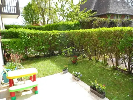 Appartement Jardin 3 Pièces à 80m de la Mer avec Parking Privatif - Photo 1