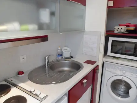 Appartement Jardin 3 Pièces à 80m de la Mer avec Parking Privatif - Photo 3