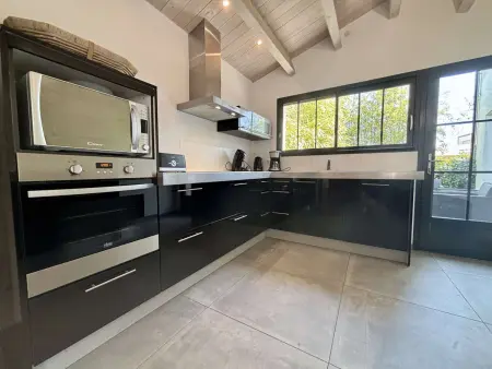 Maison familiale au cœur de Saint-Denis-d'Oléron, jardin clos, proche plage - Photo 7