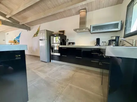 Maison familiale au cœur de Saint-Denis-d'Oléron, jardin clos, proche plage - Photo 8