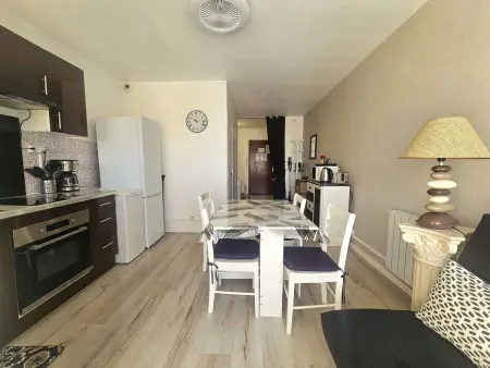 T1 confortable avec WIFI inclus, Appartement 4 personnes à Balaruc les Bains - Photo 2
