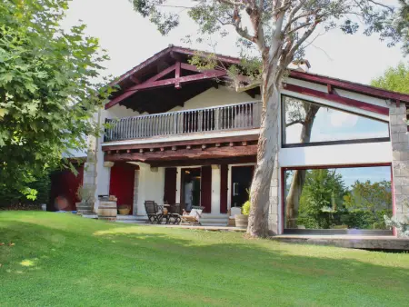 Somptueuse villa Basque avec vue sur la Rhune et grand jardin - Photo 4