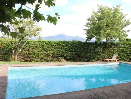 Somptueuse villa Basque avec vue sur la Rhune et grand jardin - Photo 5