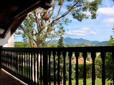 Somptueuse villa Basque avec vue sur la Rhune et grand jardin - Photo 20