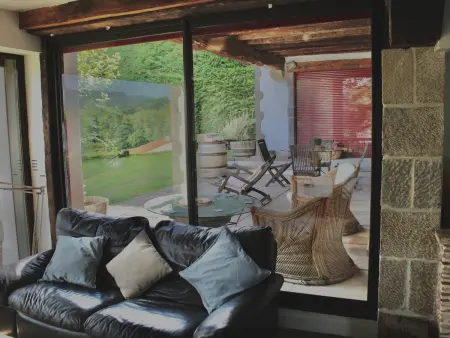 Somptueuse villa Basque avec vue sur la Rhune et grand jardin - Photo 21