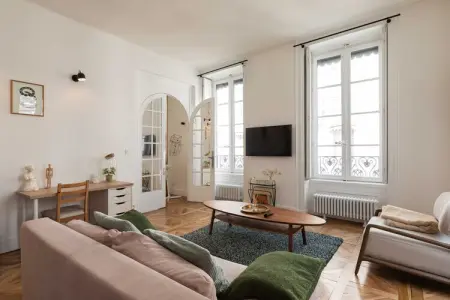 EB-22-AINAY-CD, Appartement Lumineux 2CH/4P - Bellecour/Place Ampère - Photo 2