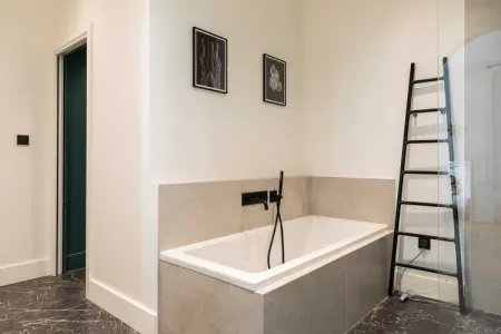 EB-22-AINAY-CD, Appartement Lumineux 2CH/4P - Bellecour/Place Ampère - Photo 15