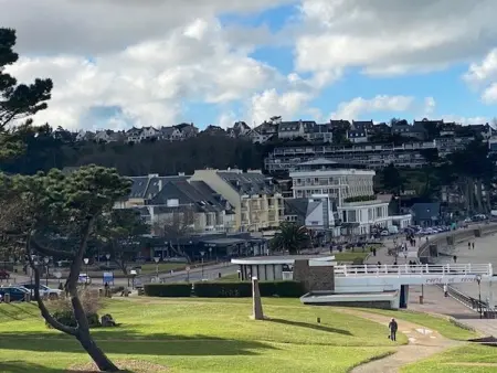 Appartement vue plage avec parking privé, Appartement 5 personnes à Perros Guirec - Photo 16