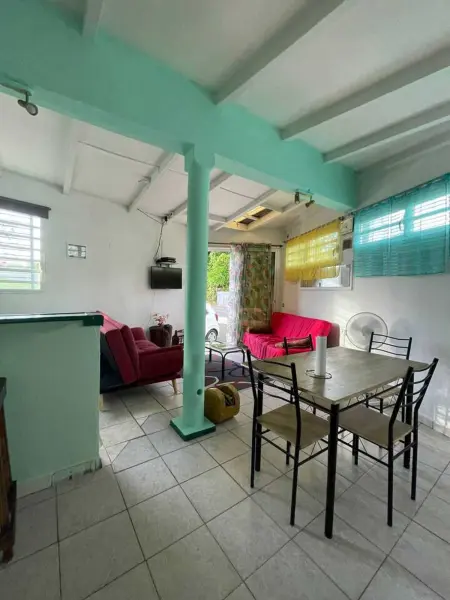 Maison confortable à Baie-Mahault avec climatisation - Photo 2