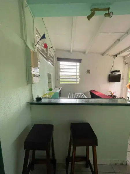Maison confortable à Baie-Mahault avec climatisation - Photo 3