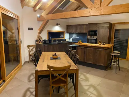 Chalet 8 pers sud, terrasse, parking privé, Chalet 8 personnes à Valloire - Photo 2
