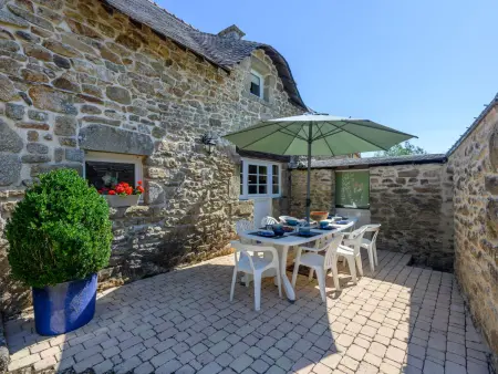 Maison Cromlech, Maison 8 personnes à Plougoumelen - Photo 4