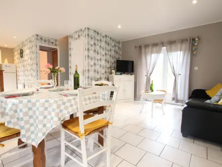 Maison de Charme à Saint-Marcouf avec Jardin Privé - Photo 2