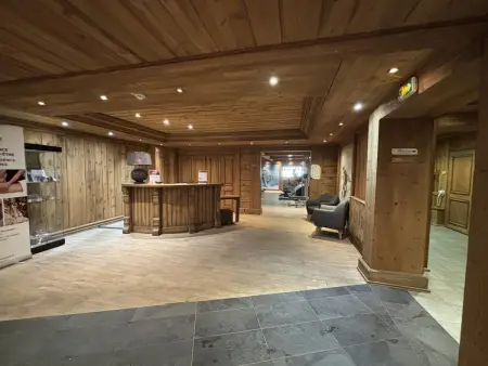 Appartement moderne à Plagne Aime 2000 avec piscine et parking couvert - Photo 17