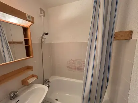 Appartement spacieux avec mezzanine à 400m des pistes - Auris en Oisans - Photo 9