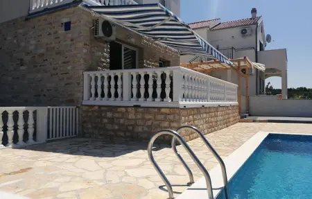 Maison 12 personnes à Maslenica - Photo 1
