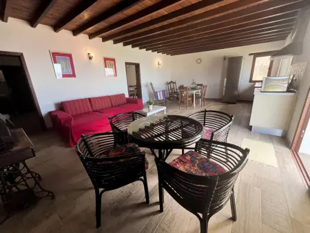 Maison Canarienne à San Bartolomé : 4 Pers, Piscine, Parking - Photo 3