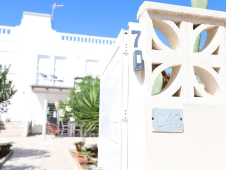 Villa à 200m de la plage avec jardin et piscine à partager - Photo 14