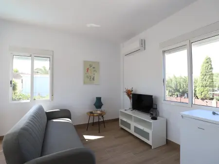 Villa indépendante à 200m de la plage d'Almardá avec jardin et piscine partagée - Photo 5